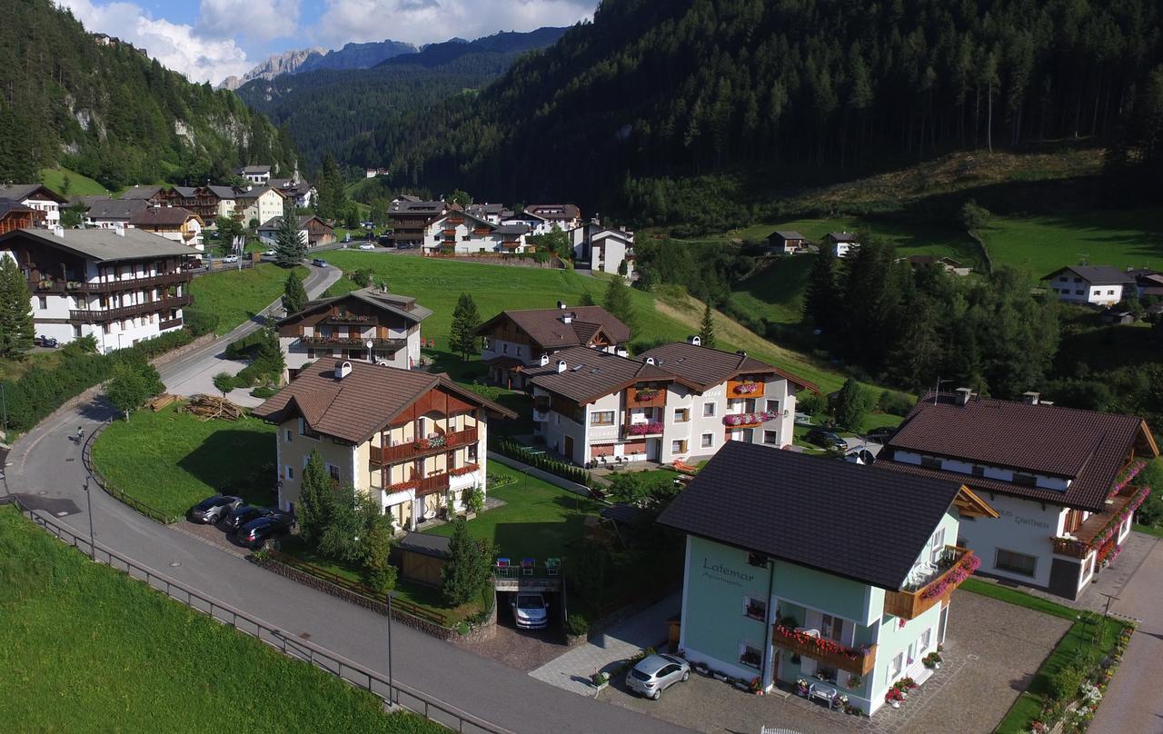 Apartments Vaiolet Santa Cristina Val Gardena Exteriör bild